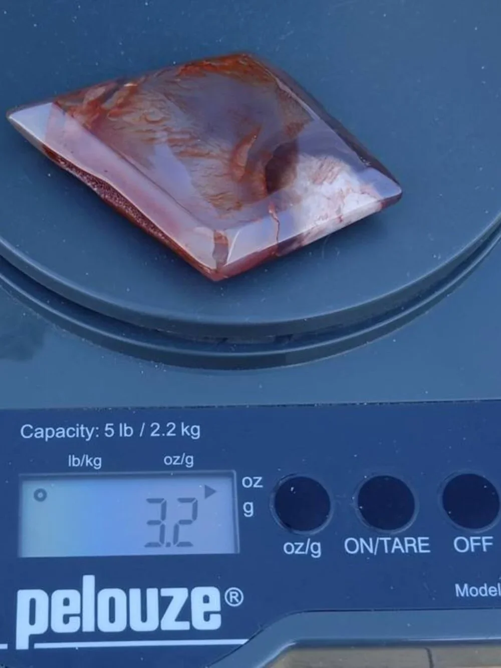 Carnelian stone rock crystal Diamond 02 Chakra : Happiness : Courage
